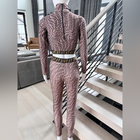 Fendi Geometric Matching Leggings Set - Brown and Black size XS/S - Picture 3 of 16